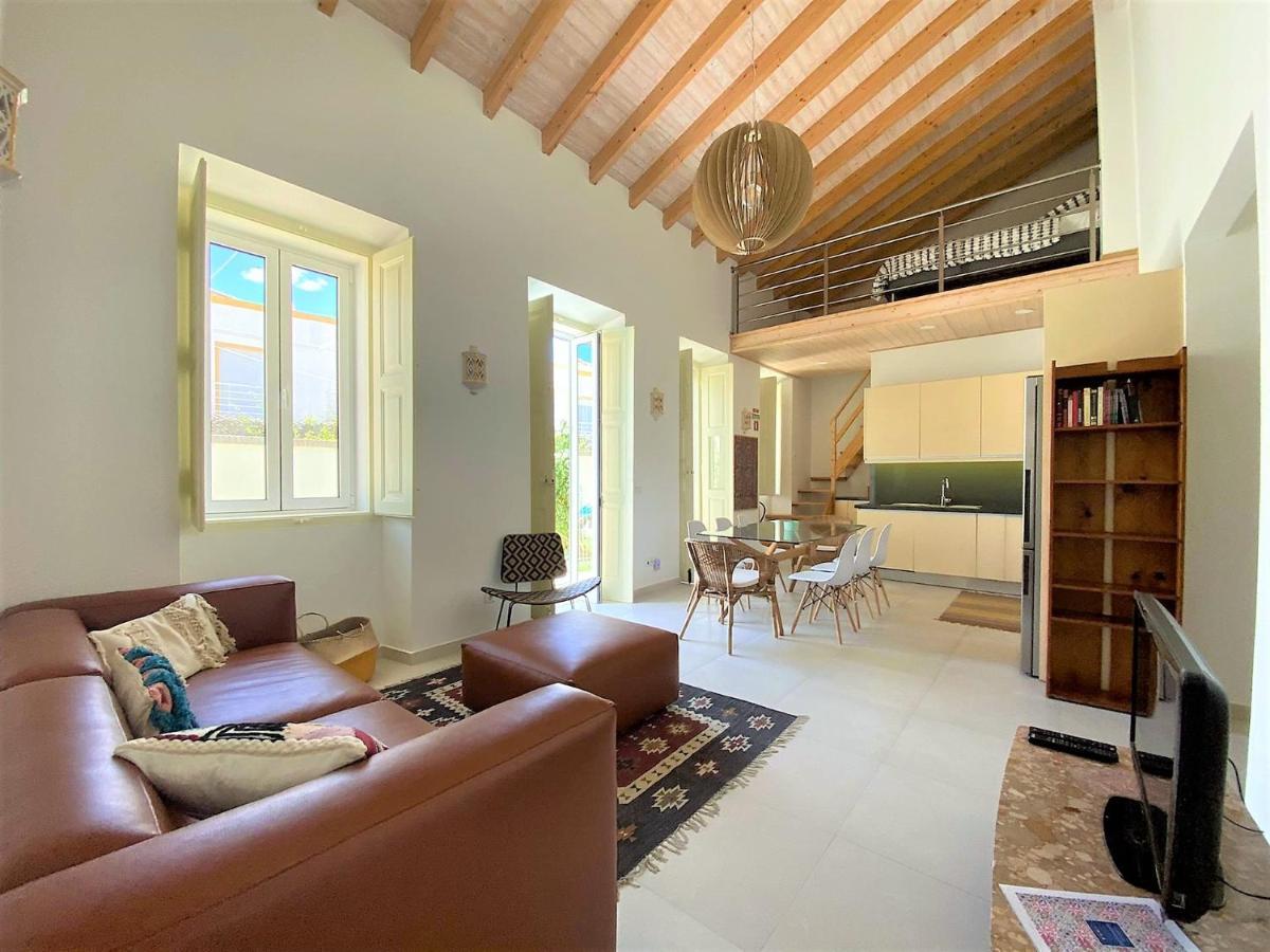 ヴィーラ・ノーヴァ・デ・カセラ Casa Do Mar Salgadoヴィラ エクステリア 写真